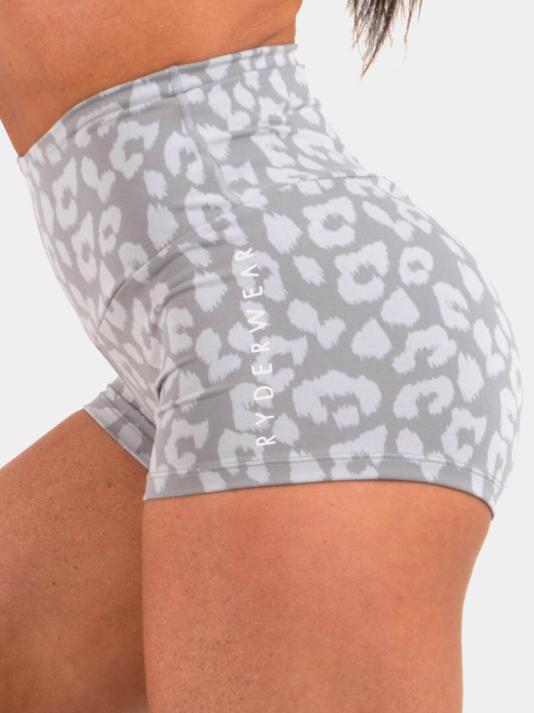Bermudas Ryderwear Animal Scrunch Bum Mujer Grises | MAPRG8521
