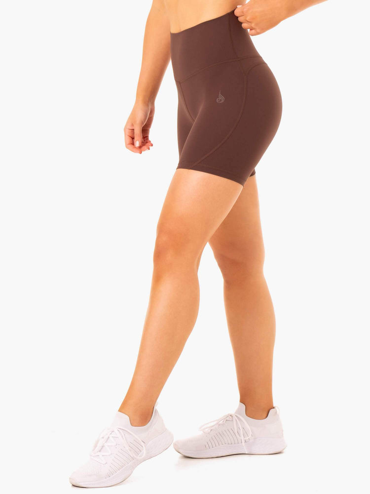 Bermudas Ryderwear Nkd Align Mujer Chocolate | ZVKNI9521
