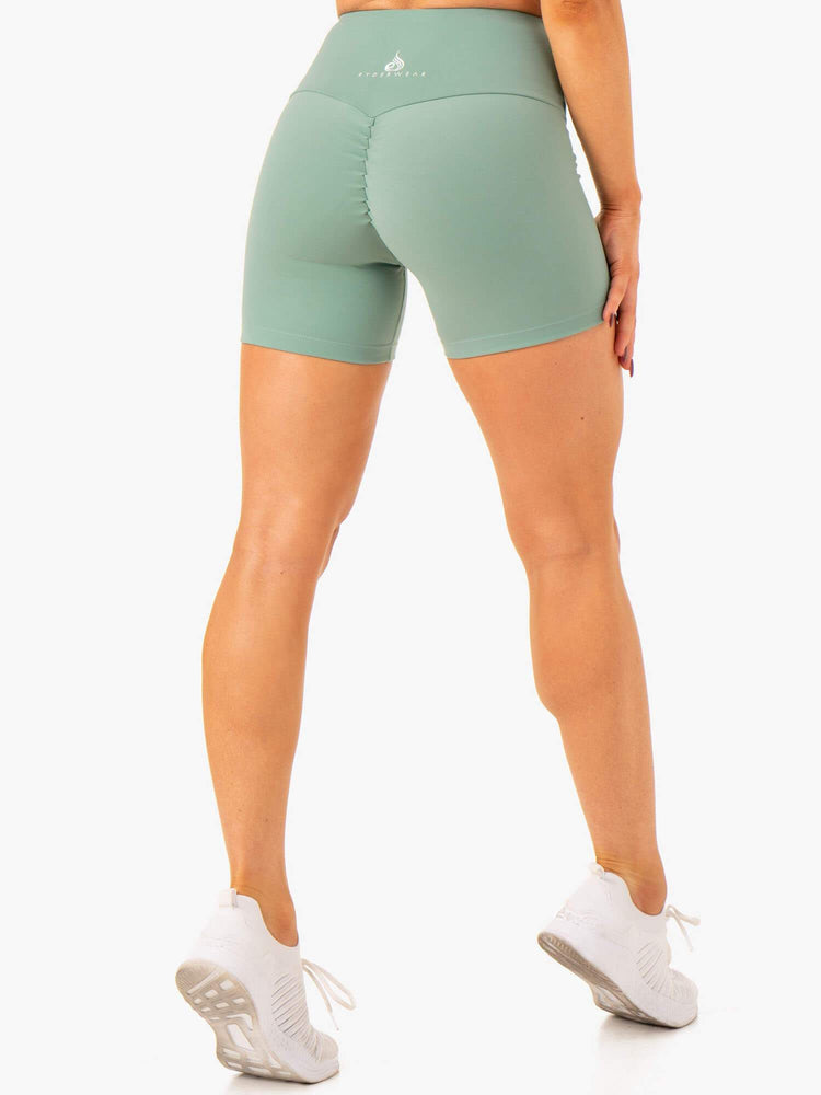 Bermudas Ryderwear Vital Mid Length Scrunch Mujer Verde Oliva | PLUAO4298