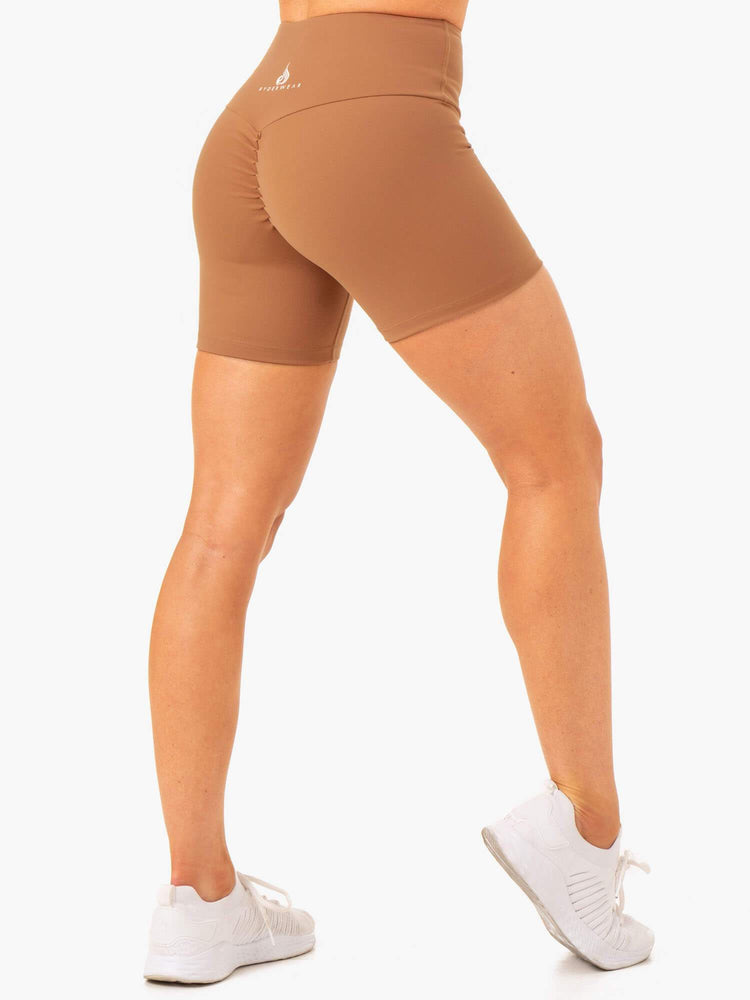 Bermudas Ryderwear Vital Mid Length Scrunch Mujer Beige | WJQZF1029