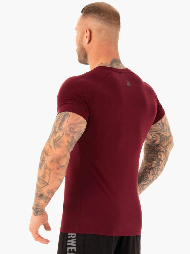 Camiseta Ryderwear Active Hombre Vino | RGQZX9763