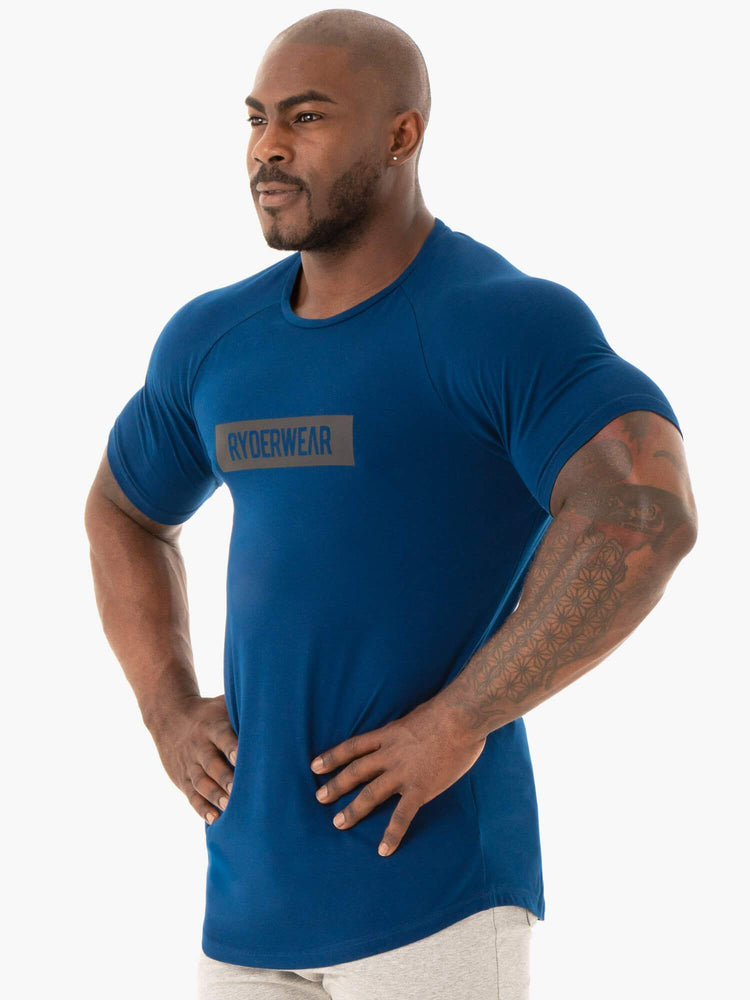 Camiseta Ryderwear Base Hombre Azul Marino | ZTNYH5201