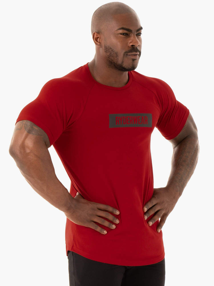 Camiseta Ryderwear Base Hombre Rojos | XBPJS1465