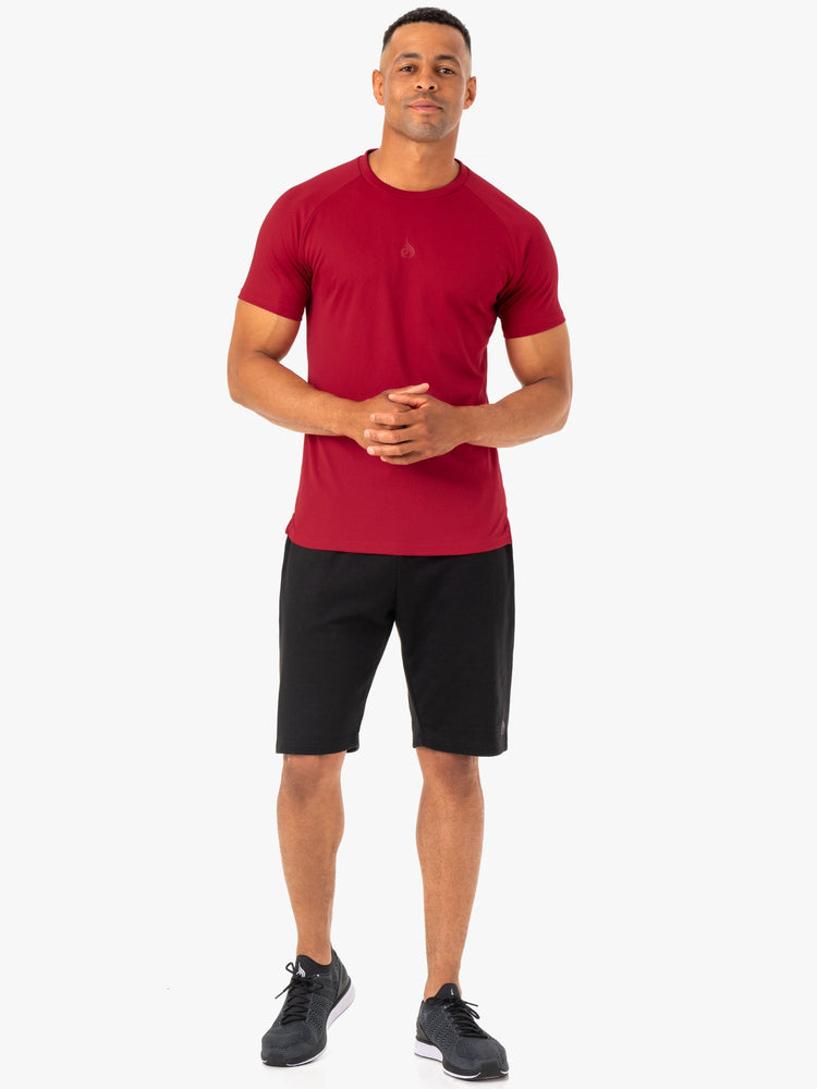 Camiseta Ryderwear Enhance Hombre Vino | LJMGV5914