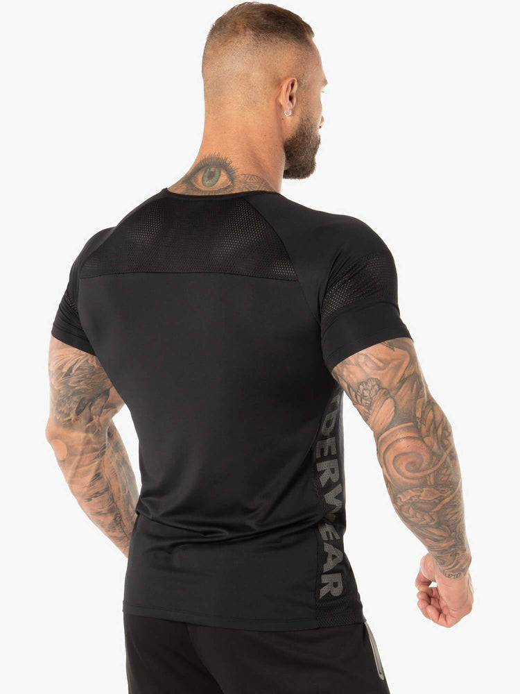 Camiseta Ryderwear Evo Hombre Negros | PEJRC7308
