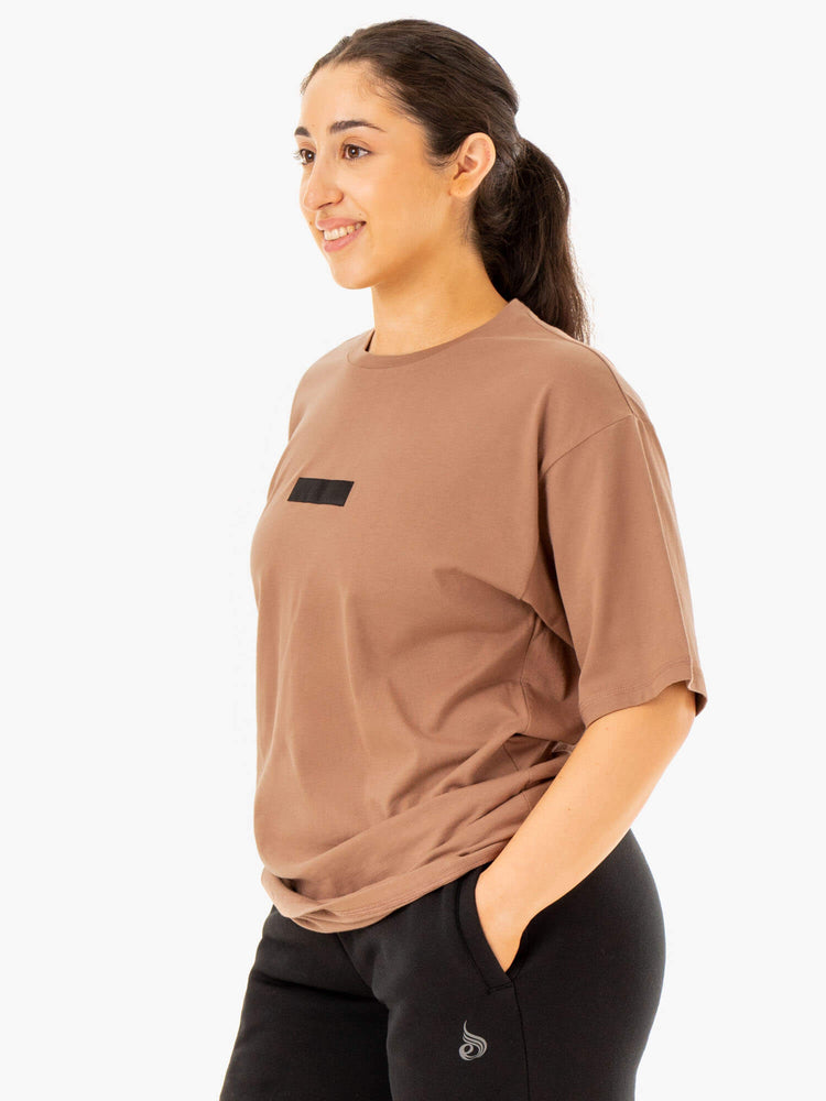 Camiseta Ryderwear Oversized Hombre Beige | RMXZA8107