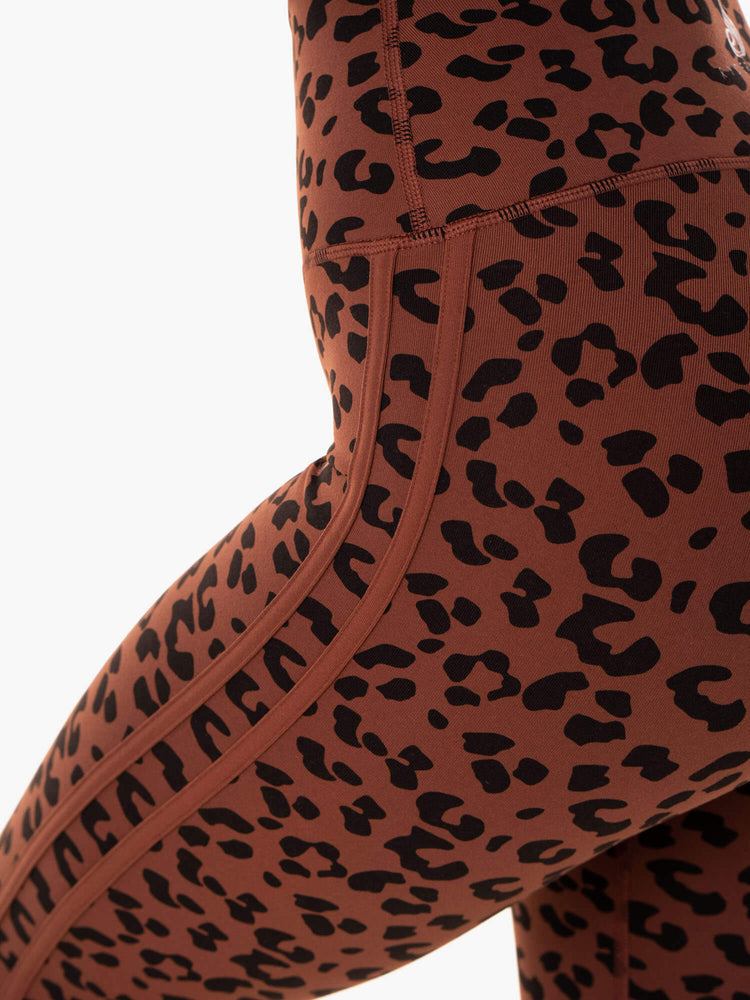 Leggins Ryderwear Evolution High Waisted Scrunch Mujer Chocolate | SVCGR3492