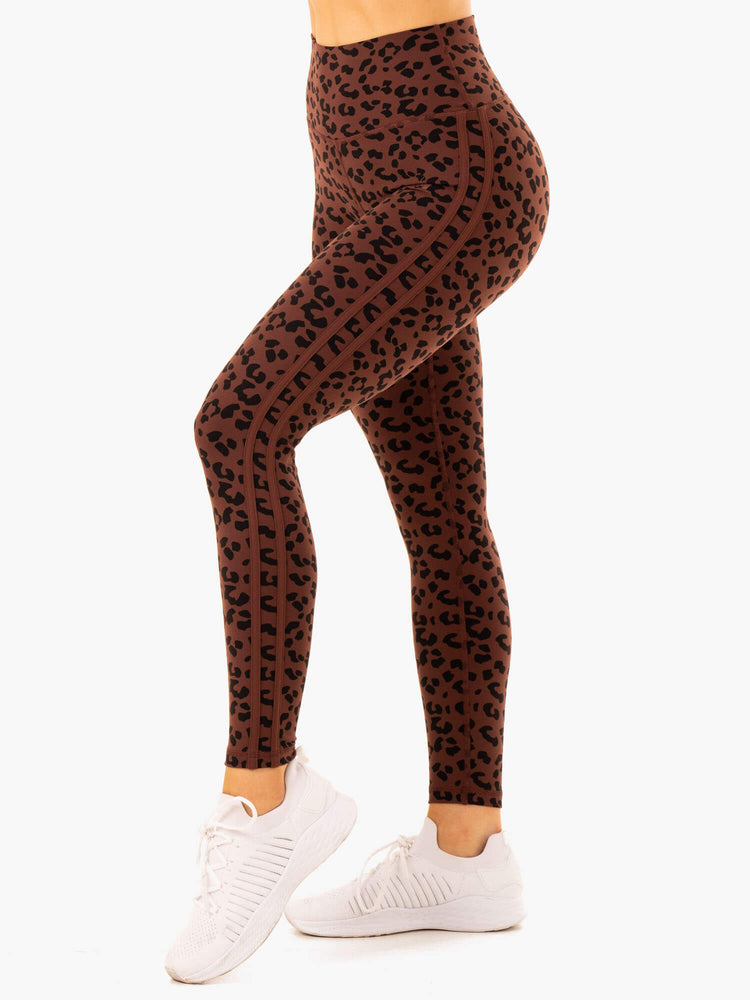 Leggins Ryderwear Evolution High Waisted Scrunch Mujer Chocolate | SVCGR3492