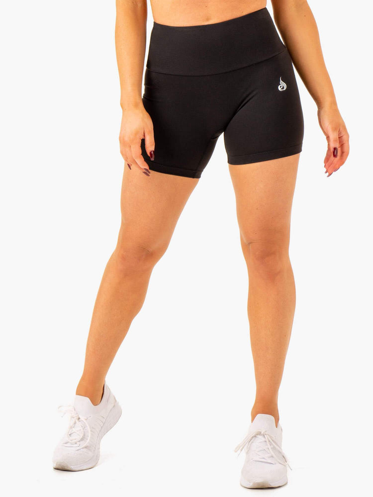 Bermudas Ryderwear Vital Mid Length Scrunch Mujer Negros | OBRLS8029