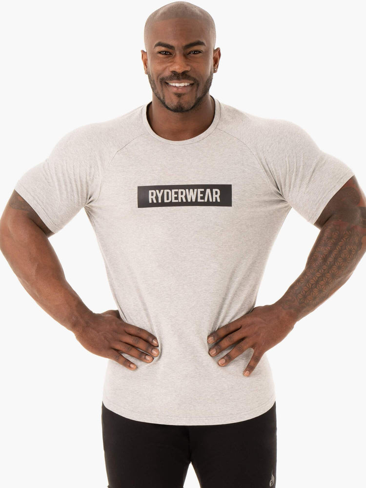 Camiseta Ryderwear Base Hombre Grises | FYQUJ6851